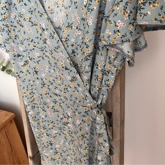 Simons Floral Wrap Dress - Baby blue - Picture 3 of 7